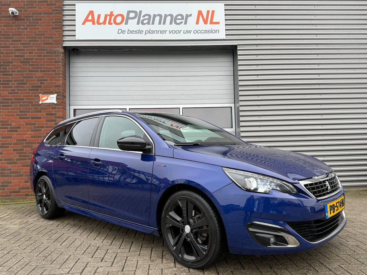 Peugeot 308 SW - 1.2 PureTech GT-line! Camera! Navi! Pano! - AutoWereld.nl