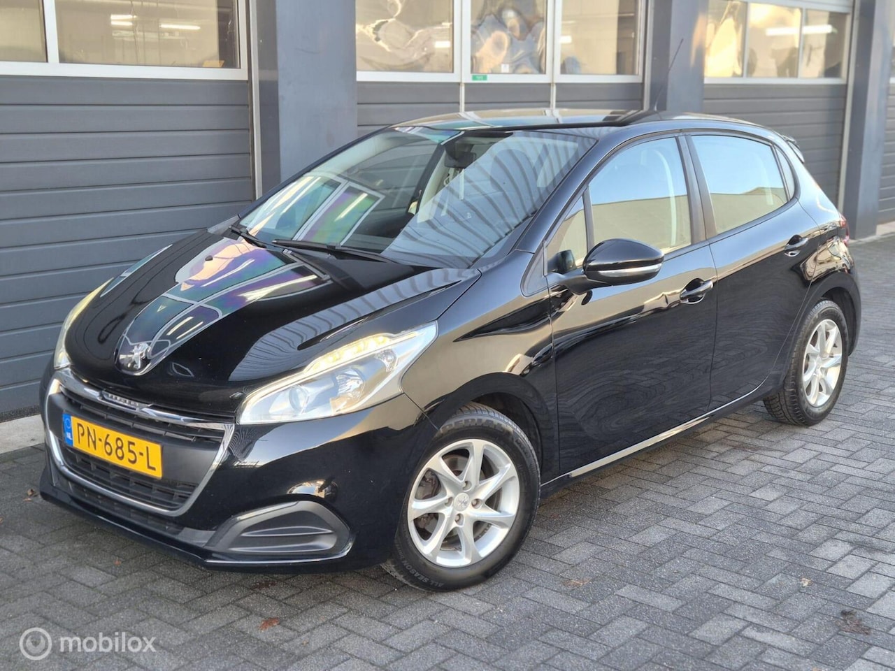 Peugeot 208 - 1.6 BlueHDi Blue Lease | AIRCO | BLUETOOTH | STOEL.V | - AutoWereld.nl