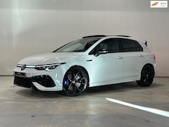 Volkswagen Golf - 2.0 TSI R 4Motion | PANO | IQ LIGHTS | CAMERA | NIEUWSTAAT