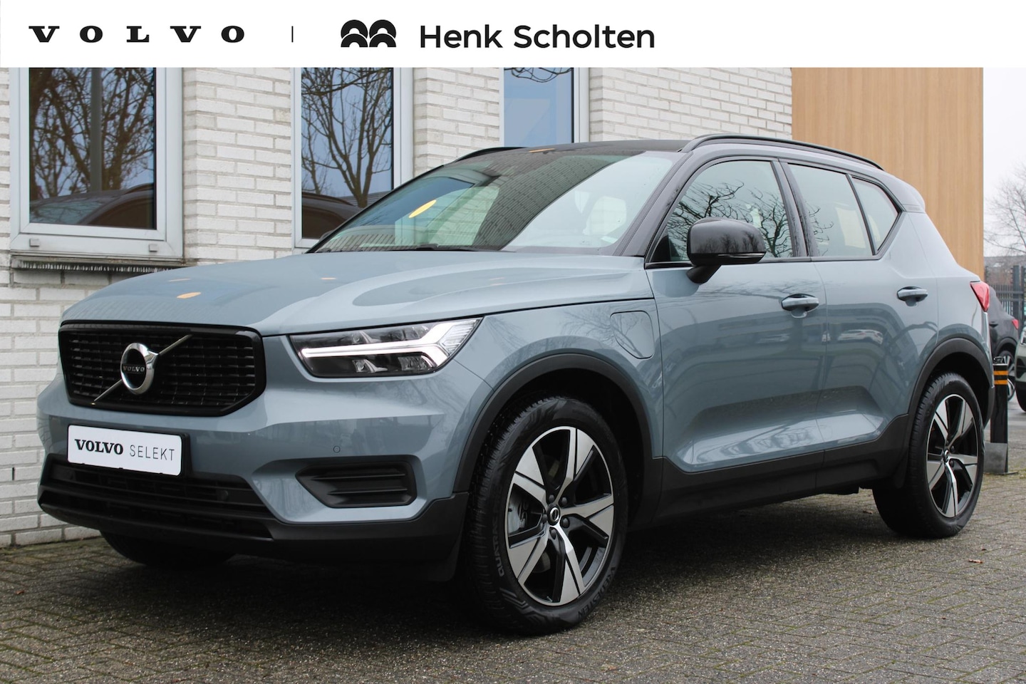 Volvo XC40 - 1.5 T4 Recharge R-Design | Dealeronderhouden | Verwarmbaar stuurwiel | Verwarmbare voorsto - AutoWereld.nl
