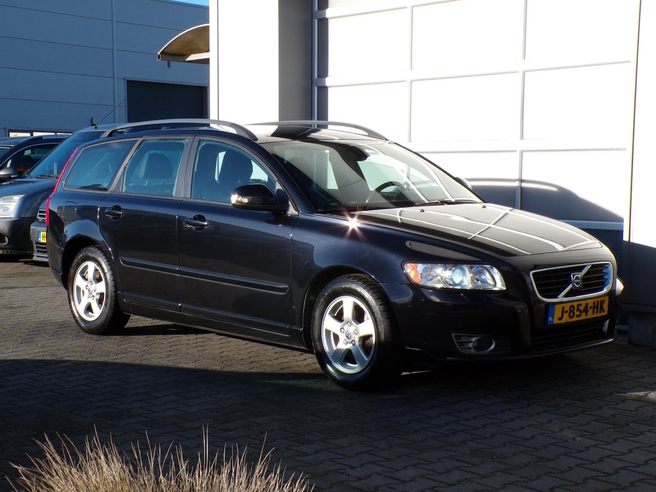Volvo V50 - 1.8F Kinetic PDC/Clima/Cruise/Stoelverw!! - AutoWereld.nl