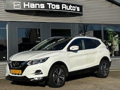 Nissan Qashqai - 1.3 DIG-T 160pk N-Connecta AUT7 Panorama / Trekhaak / LED/ 18"