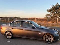 BMW 3-serie - 325i Dynamic Executive
