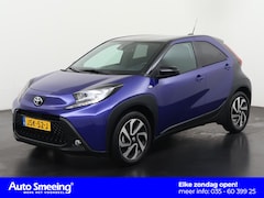 Toyota Aygo X - 1.0 VVT-i MT Play | Stoelverwarming | Camera | Apple/Android Carplay | Zondag Open