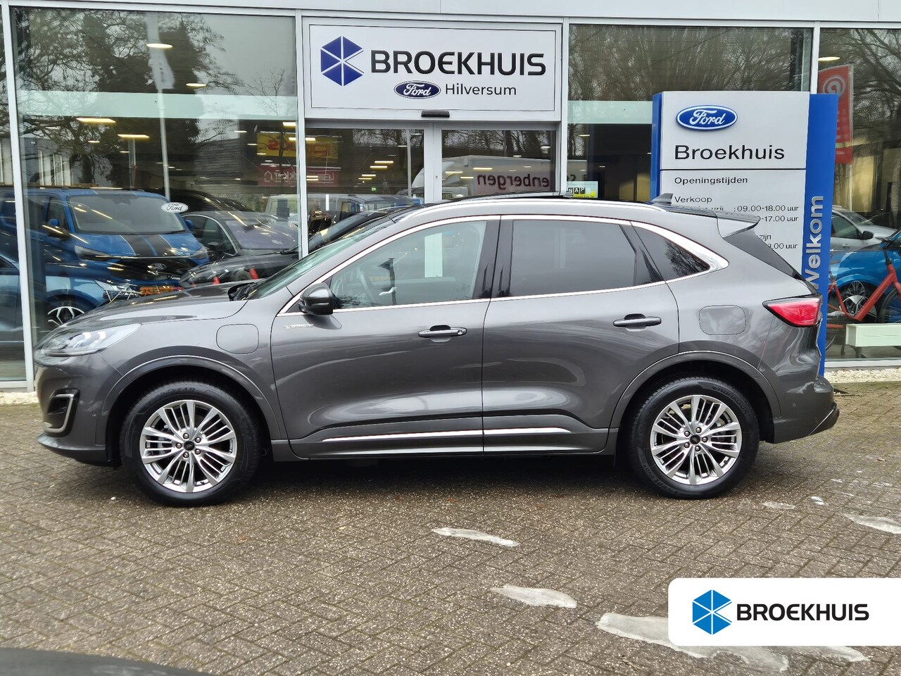 Ford Kuga - PHEV 225pk Vignale | Driver Ass-, Technology- en Winter Pack | Pano | Elektr. Trekhaak - AutoWereld.nl