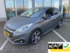 Peugeot 208 - 1.2 PureTech GT-line Navi Pdc Lm velgen Eerste eigenaar NL Auto