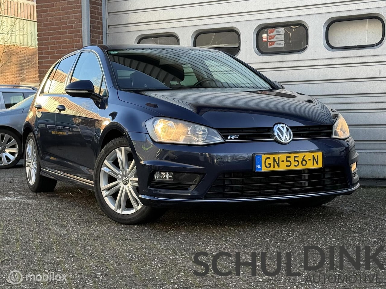 Volkswagen Golf - 1.2 TSI R-LINE|TREKHAAK|CRUISE CONTROLE - AutoWereld.nl