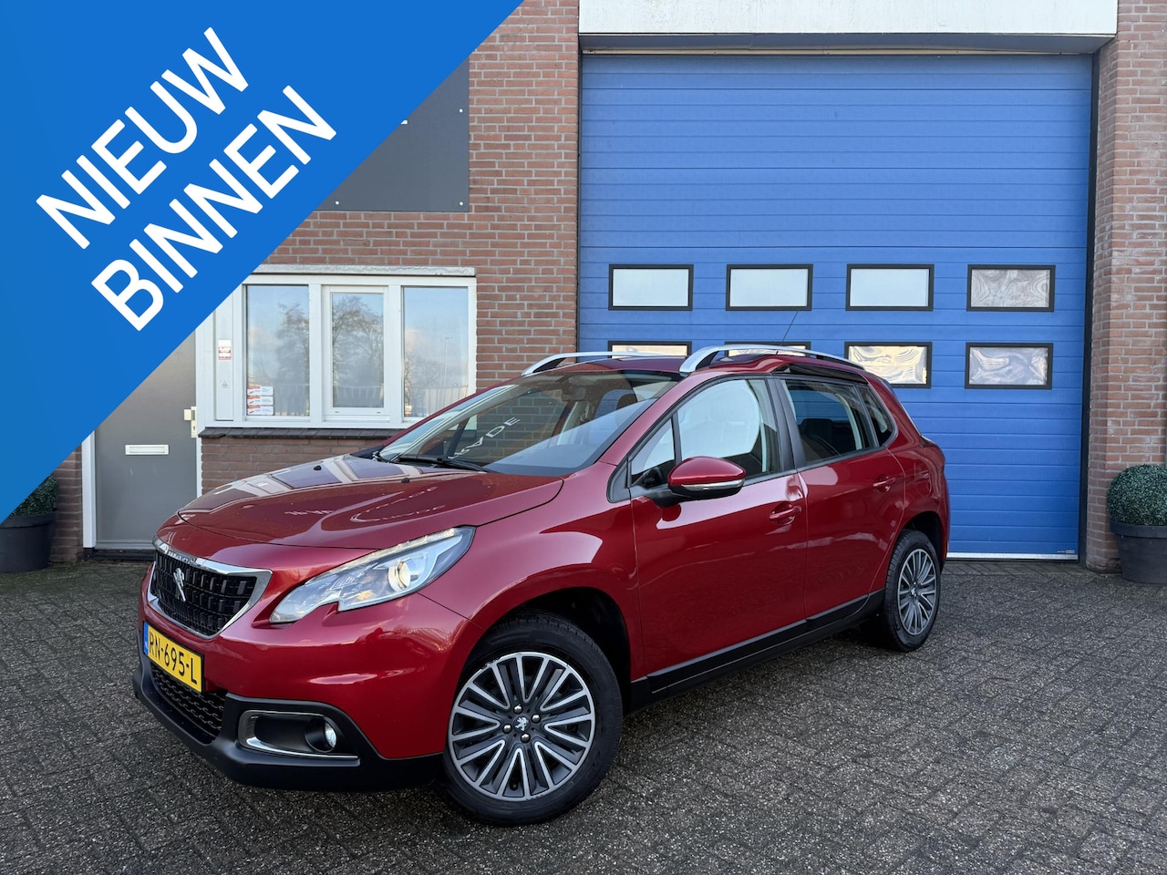 Peugeot 2008 - 1.2 PureTech Blue Lion | Automaat | NAP | 3e eig | Apple CarPlay - AutoWereld.nl
