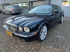 Jaguar XJ - 3.5 V8 Executive