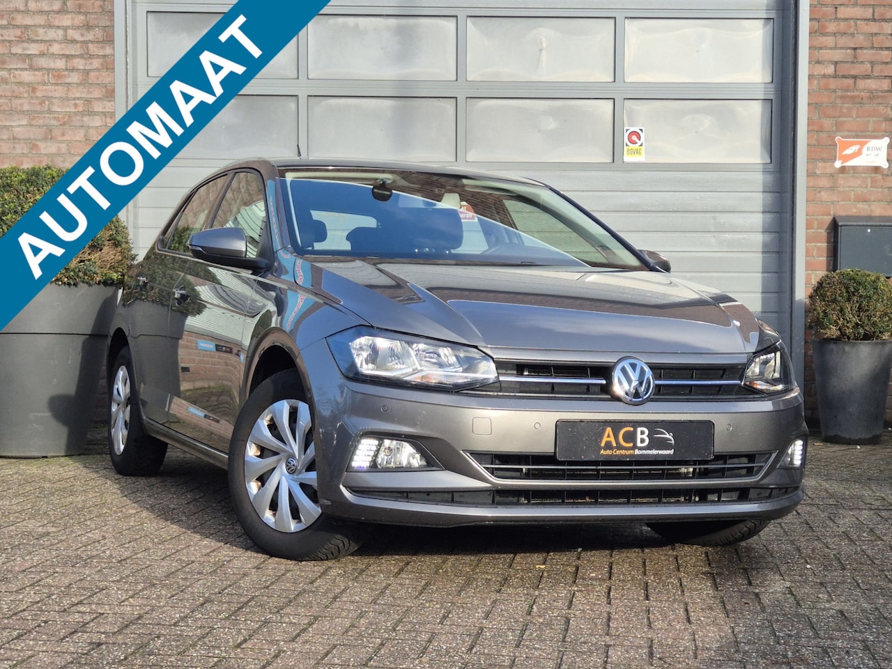 Volkswagen Polo - 1.0 TSI Comfortline Business Automaat Apple-Carplay / Navigatie - AutoWereld.nl