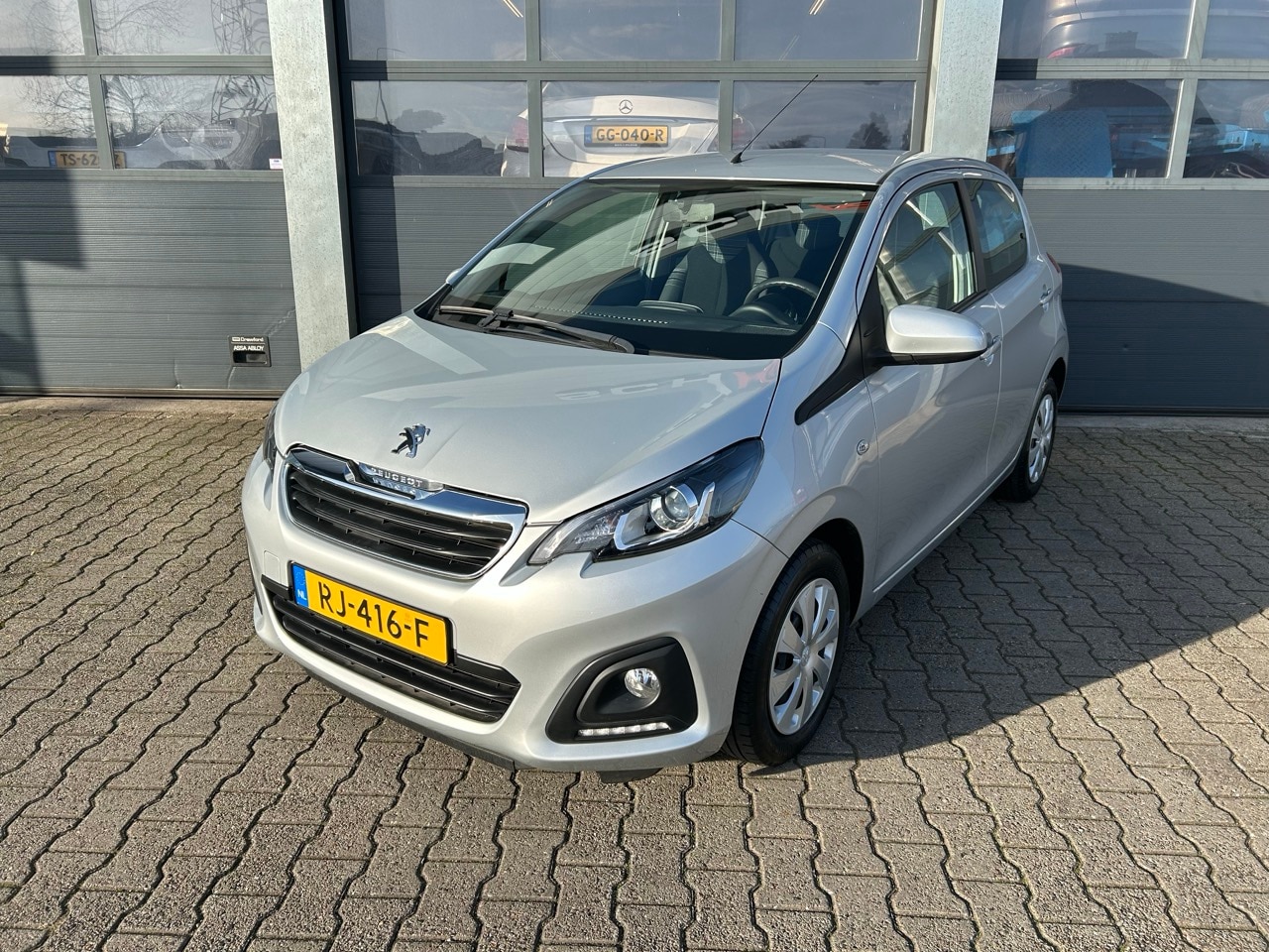 Peugeot 108 - 1.0 e-VTi Active 1.0 e-VTi 68pk 5-drs Active - AutoWereld.nl