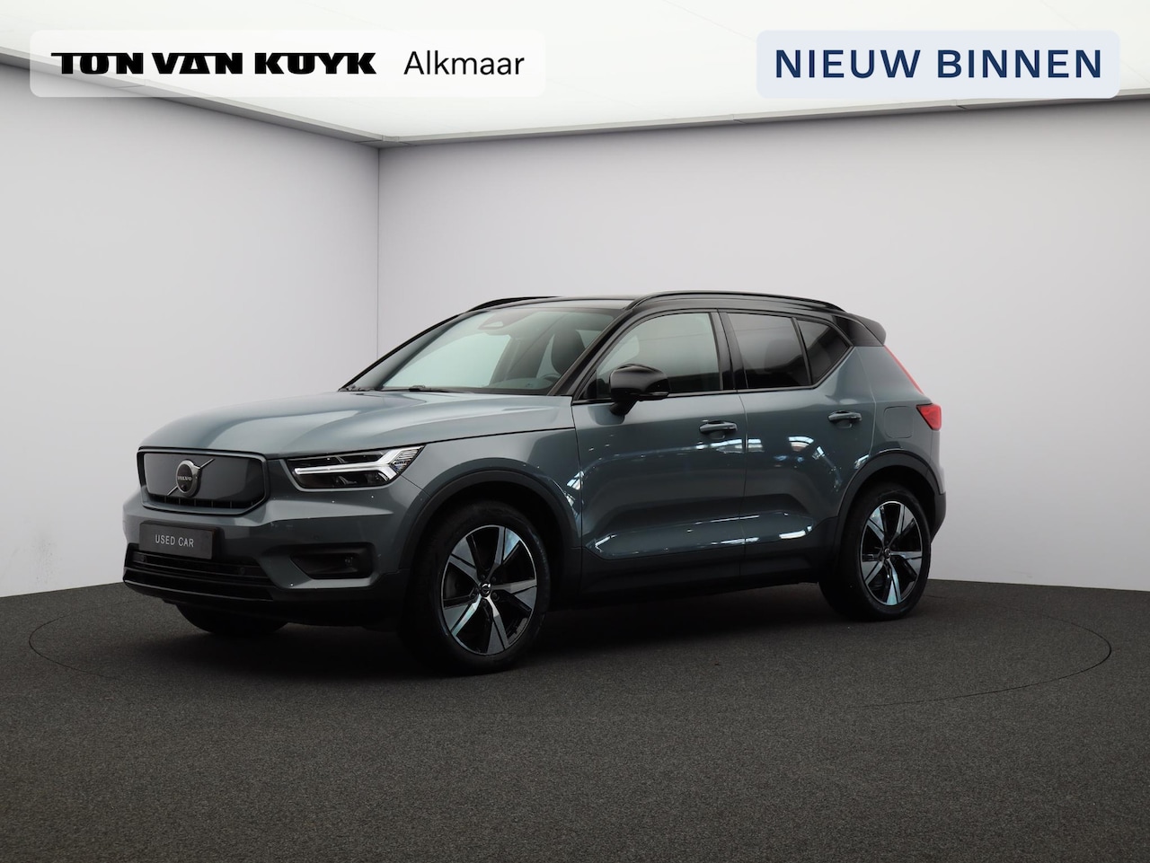 Volvo XC40 - Recharge P8 AWD R-Design / Trekhaak / Pano. dak / 360 camera / Stoel-, stuurwiel- & achter - AutoWereld.nl