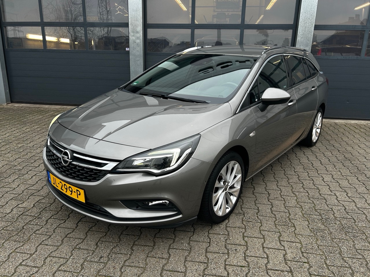 Opel Astra - 1.0 Turbo 105pk Innovation - AutoWereld.nl
