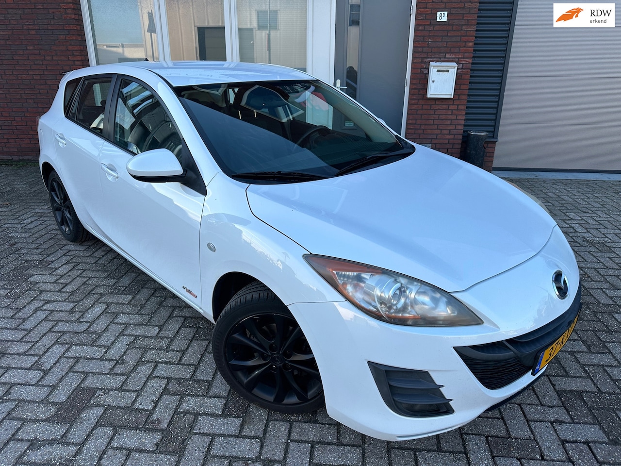 Mazda 3 - 1.6 GT-M Line / Airco / Cruise / Stoelverwarming / LM velgen / NAP - AutoWereld.nl