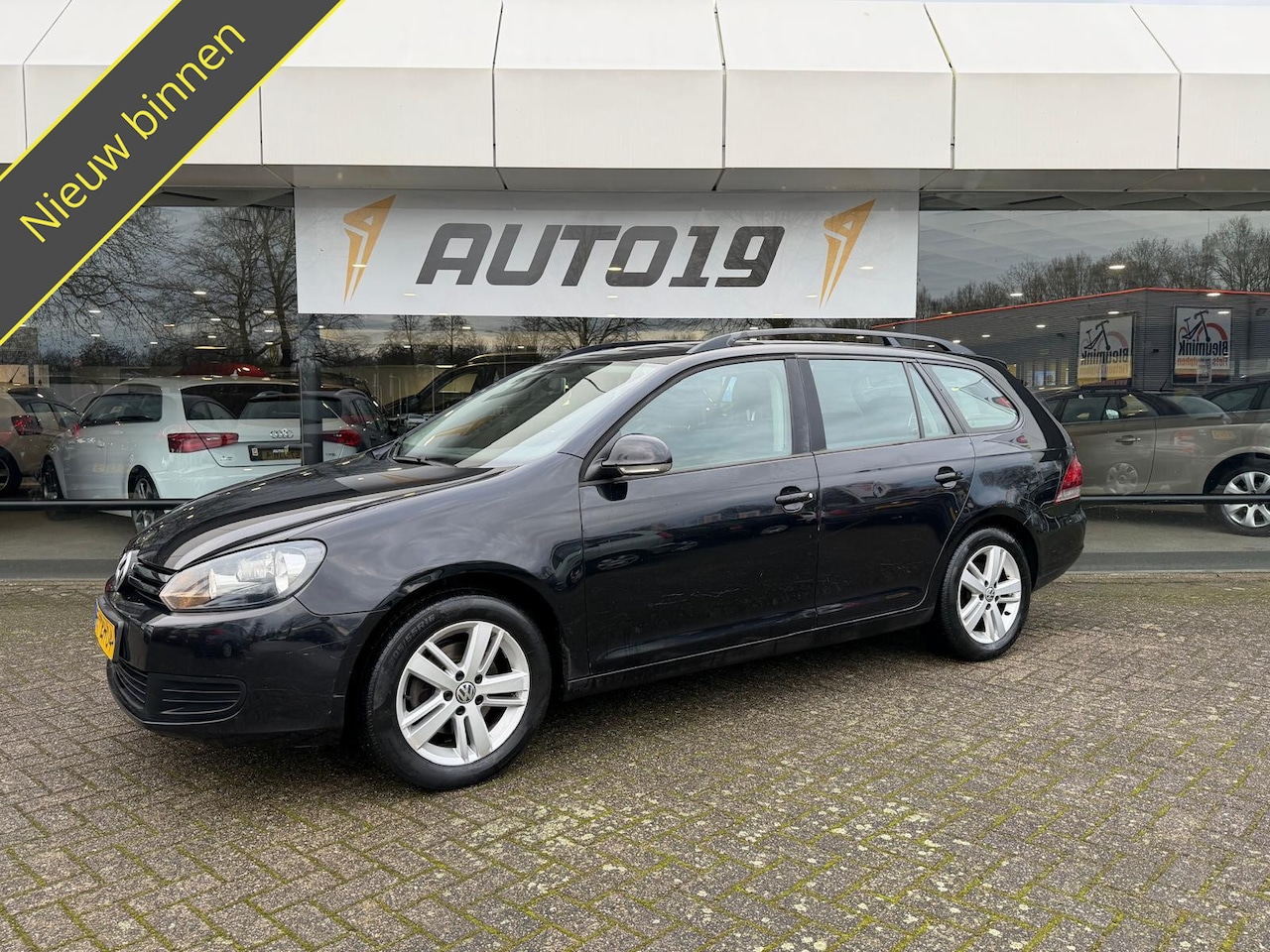 Volkswagen Golf Variant - 1.2 TSI Trendline BlueMotion Executive - AutoWereld.nl