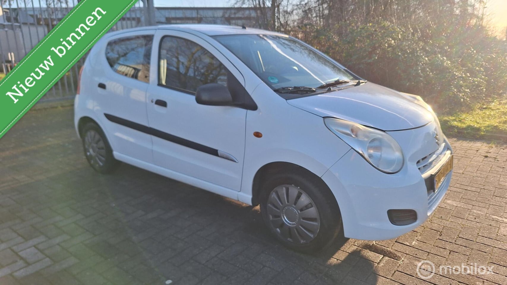 Suzuki Alto - 1.0 Comfort 1.0 Comfort - AutoWereld.nl