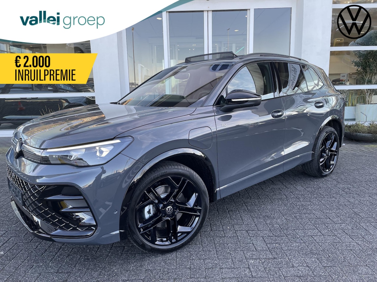 Volkswagen Tiguan - R-Line Edition 1.5 eHybrid 272PK Black Style - AutoWereld.nl