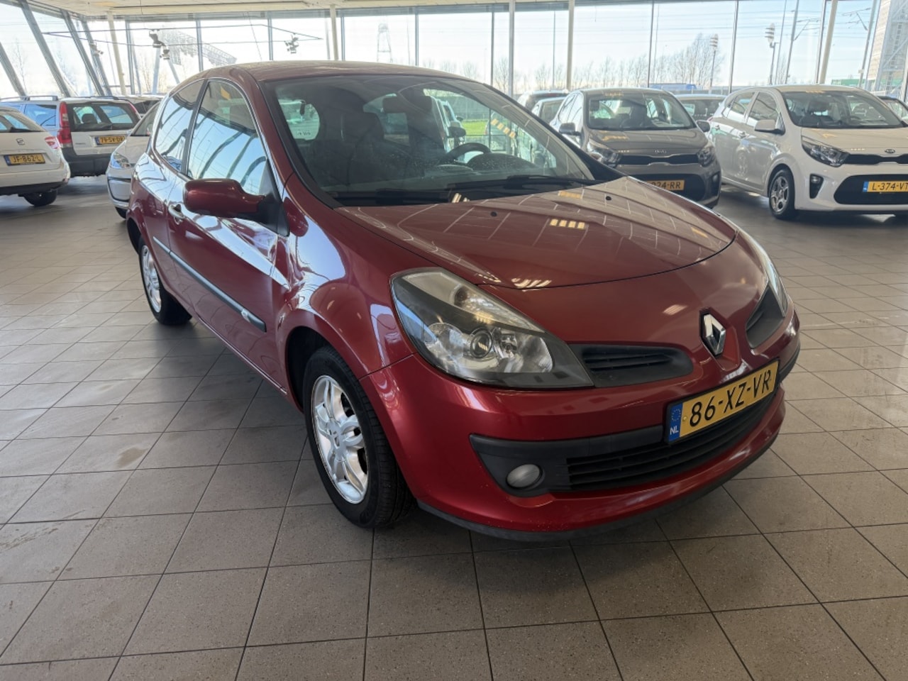Renault Clio - 1.6-16V Dynamique 1.6-16V Dynamique - AutoWereld.nl