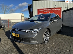 Volkswagen Golf - 1.4 eHybrid Style| Plug-in | Navigatie | Carplay | LED | ACC