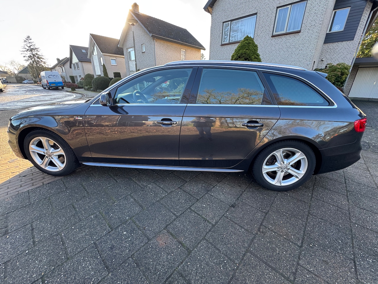 Audi A4 Avant - 2.0 TDI ultra Sport Edition - AutoWereld.nl