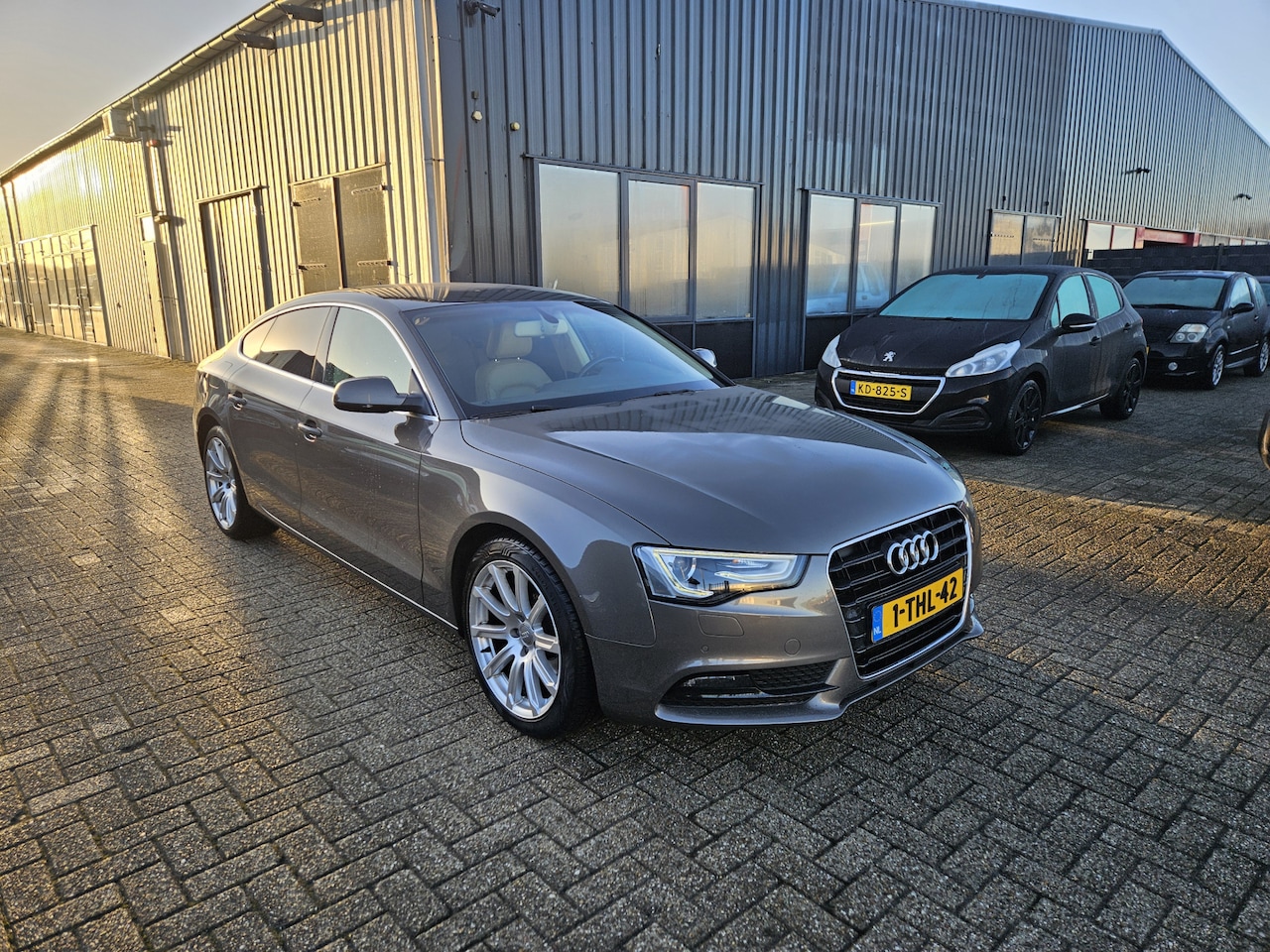 Audi A5 Sportback - 1.8 TFSI Business Edition 1.8 TFSI Business Edition - AutoWereld.nl
