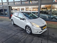 Peugeot 208 - 1.2 PureTech 82PK 5D Style Pack Plus All-in prijs + 6 mnd garantie