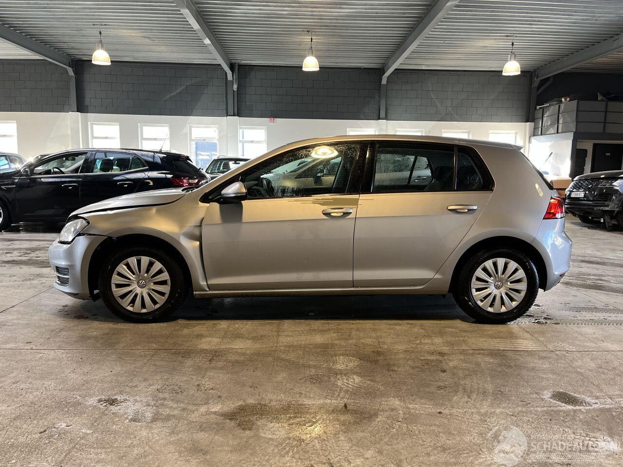 Volkswagen Golf - 1.6 TDI Comfortline NAP!