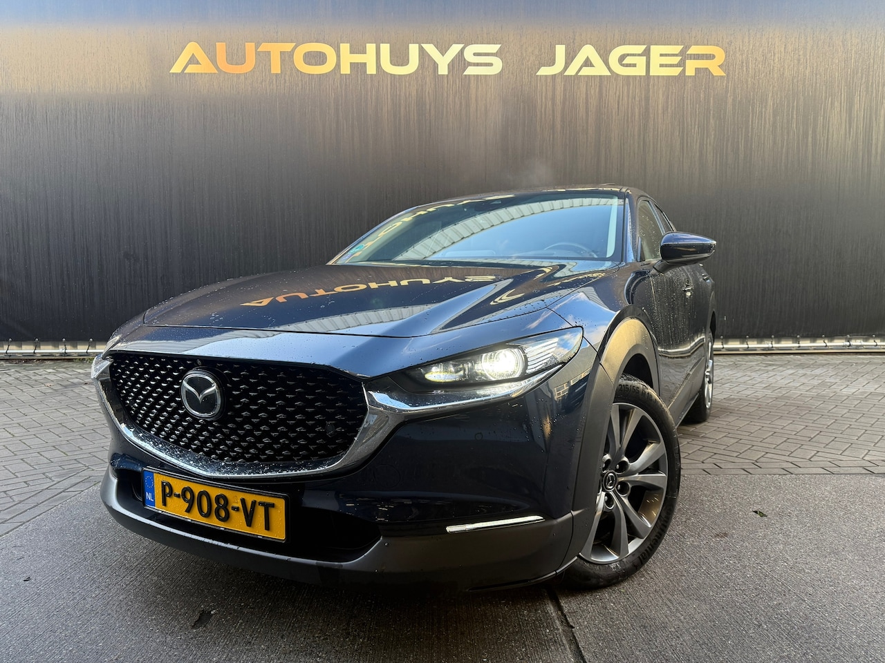 Mazda CX-30 - 2.0 e-SkyActiv-X M Hybrid Luxury H&U Leer Memory Bose - AutoWereld.nl