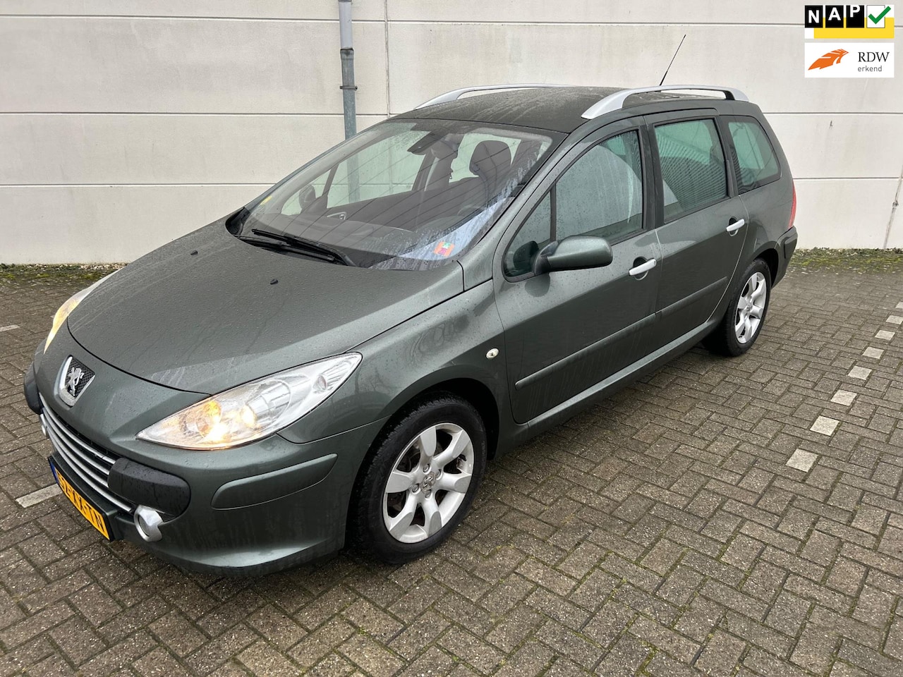 Peugeot 307 SW - 2.0-16V Premium Automaat Cruise en Climat Controle 7-Persoons trekhaak NL-Auto - AutoWereld.nl