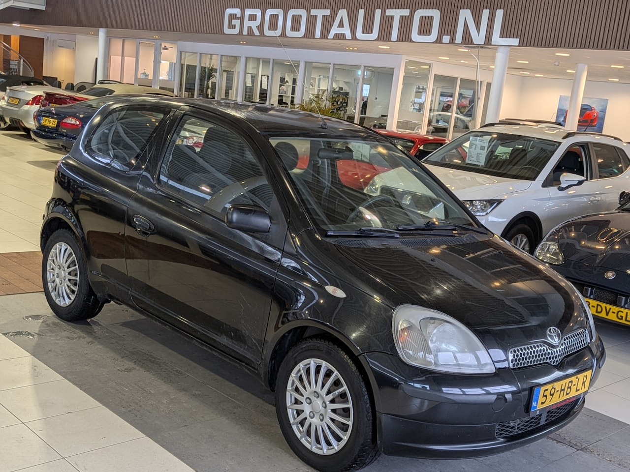 Toyota Yaris - 1.3-16V VVT-i Sol Airco, Stuurbekrachtiging - AutoWereld.nl