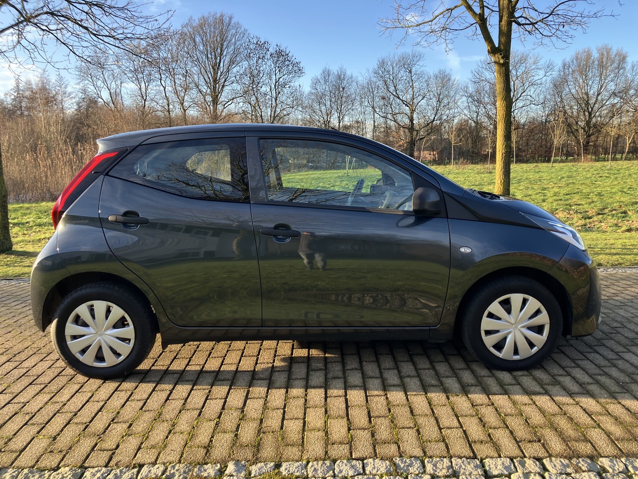Toyota Aygo - 1.0 VVT-i x-fun 1.0 VVT-i x-fun - AutoWereld.nl