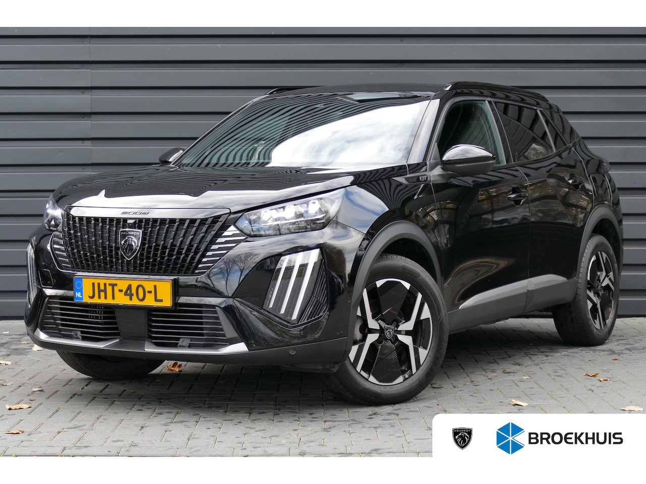 Peugeot 2008 - 1.2 PureTech 130 GT / NAVI / ALCANTARA / PDC / CLIMA / 17"LMV / CAMERA V+A / KEYLESS / MAS - AutoWereld.nl