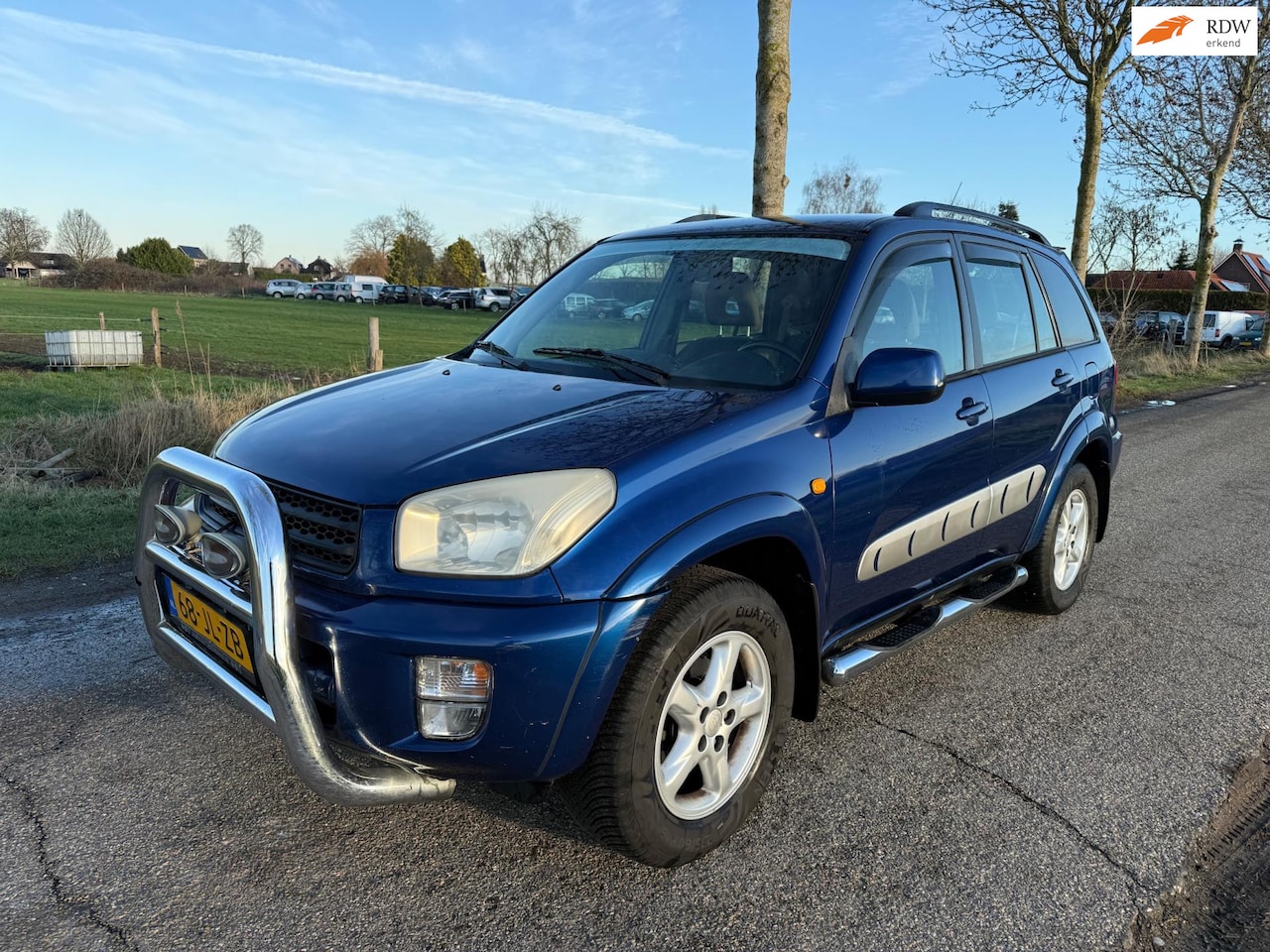 Toyota RAV4 - 2.0-16V VVT-i Sol 4x4 / Airco - AutoWereld.nl