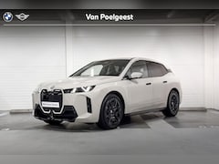 BMW iX - xDrive45 101 kWh