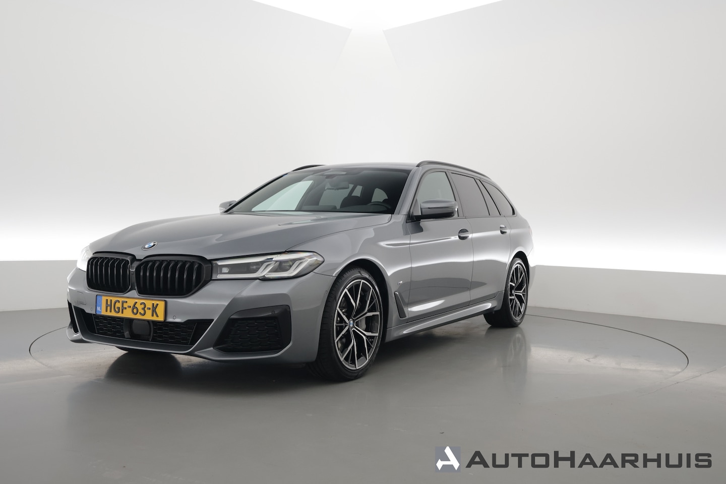 BMW 5-serie Touring - 530d xDrive M Sport | Dig. Cockpit | Shadow Line | Elek. Trek. | HarmanKardon | Leder | Ad - AutoWereld.nl