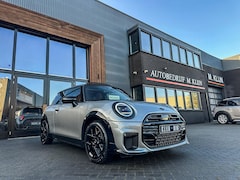 MINI Cooper S - 2.0 John Cooper Works M F1 aut 204pk/Pano/Camera/Head up/Led