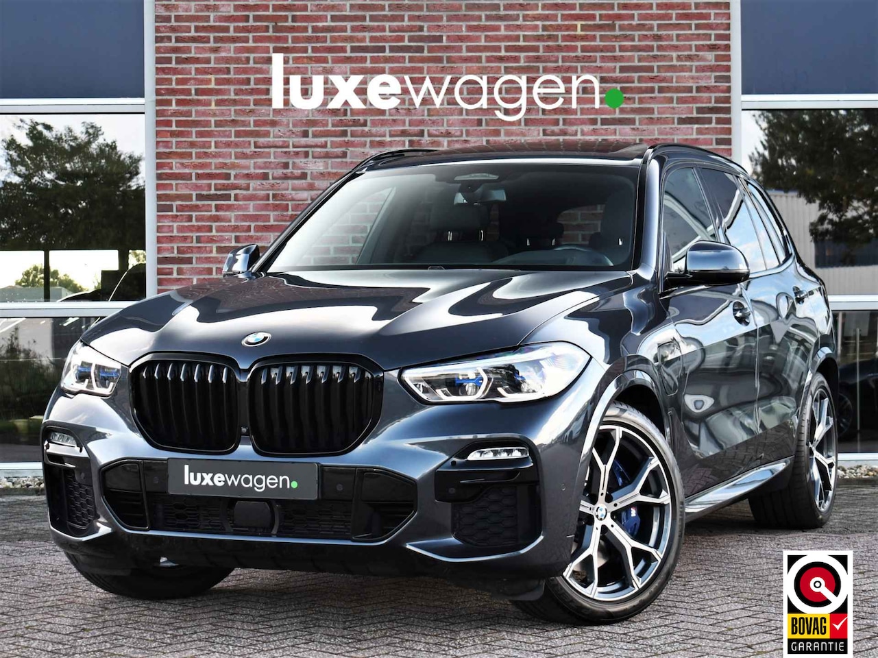 BMW X5 - xDrive45e 394pk M-Sport Pano HUD ACC 360 Laser Trekhaak - AutoWereld.nl