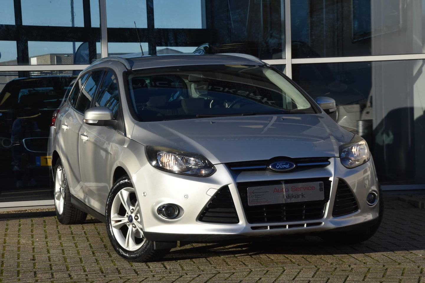 Ford Focus Wagon - 1.0 EcoBoost Edition Plus Airco Nav. Pdc Trekhaak 1ste Eigenaar - AutoWereld.nl