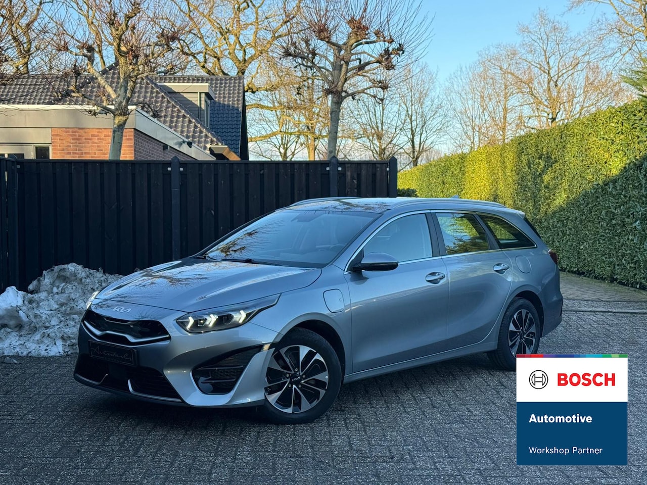 Kia Cee'd Sportswagon - Ceed 1.6 GDI PHEV DynamicLine Stoelverwarming - AutoWereld.nl