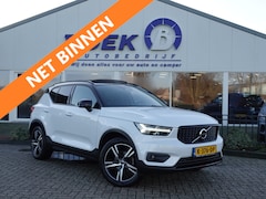 Volvo XC40 - 1.5 T2 R-Design PANO | TREKH. | H-LEER | PILOT + ACC | BLIS + CTA