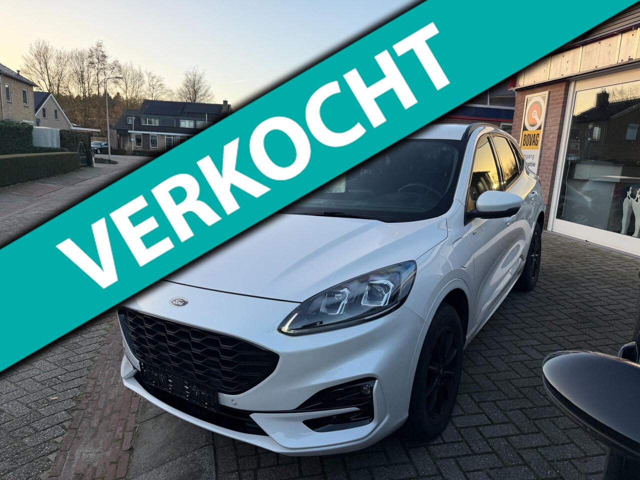 Ford Kuga - 2.5 PHEV ST-Line X I Trekhaak I LED I B&O Carplay - AutoWereld.nl