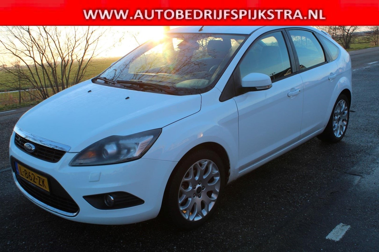 Ford Focus - 1.8 Trend // 5-DRS / AIRCO / TREKHAAK // - AutoWereld.nl