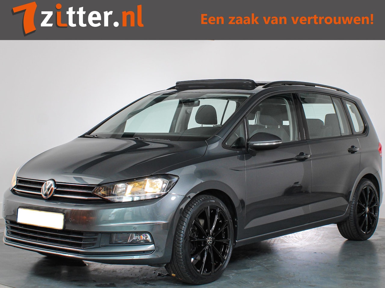 Volkswagen Touran - 1.5 TSI Comfortline 1.5 TSI Comfortline, 7-Persoons, Panoramadak, Apple CarPlay/Android Auto, Bluetooth - AutoWereld.nl