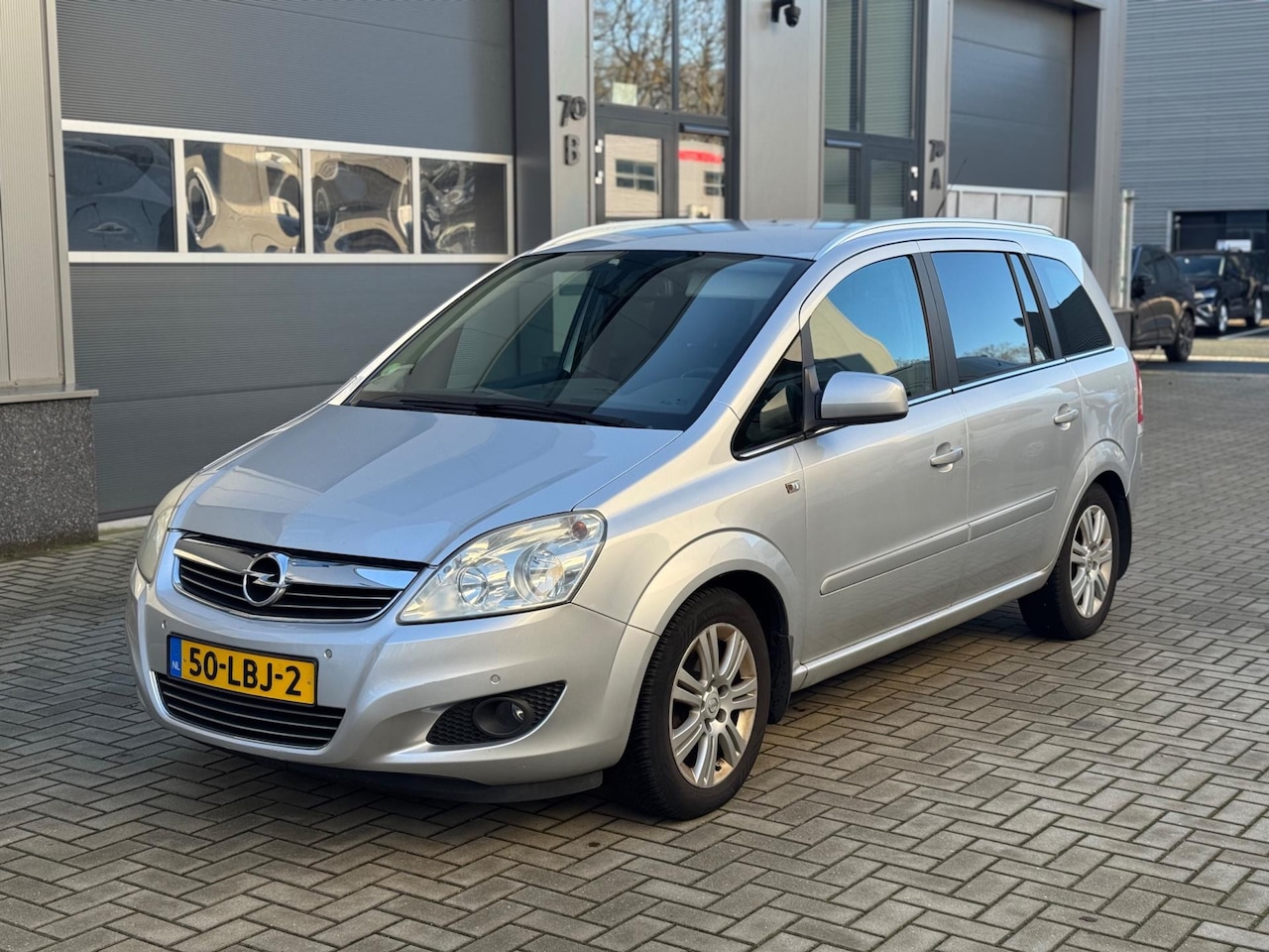 Opel Zafira - 1.8 Cosmo 1.8 Cosmo - AutoWereld.nl