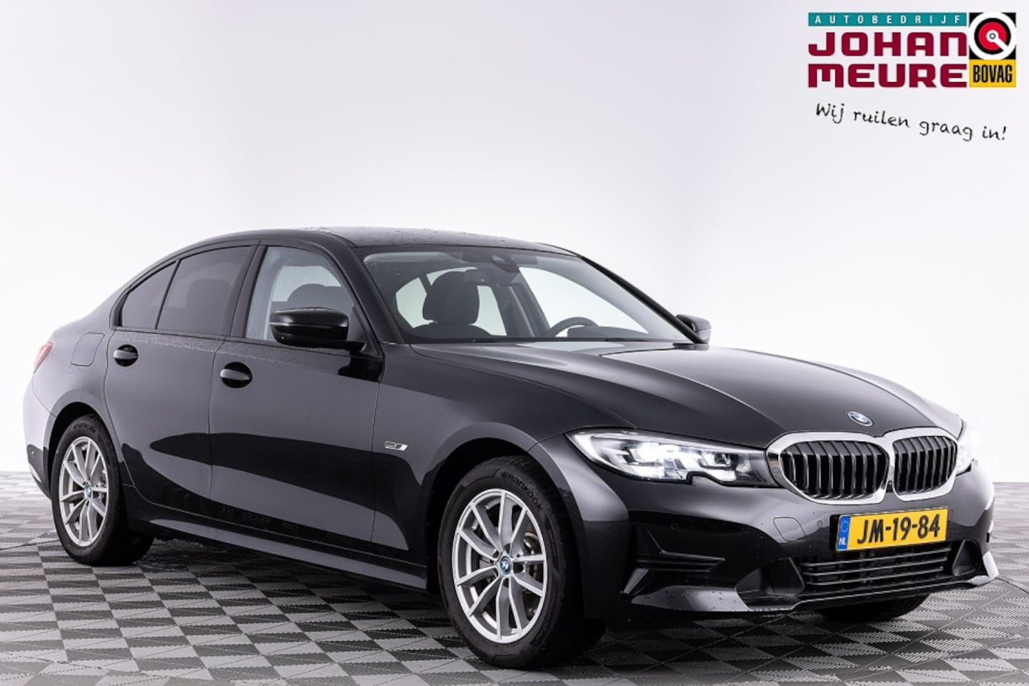 BMW 3-serie - 320 e Business Edition | Full LED | NAVI | 360 CAMERA - AutoWereld.nl