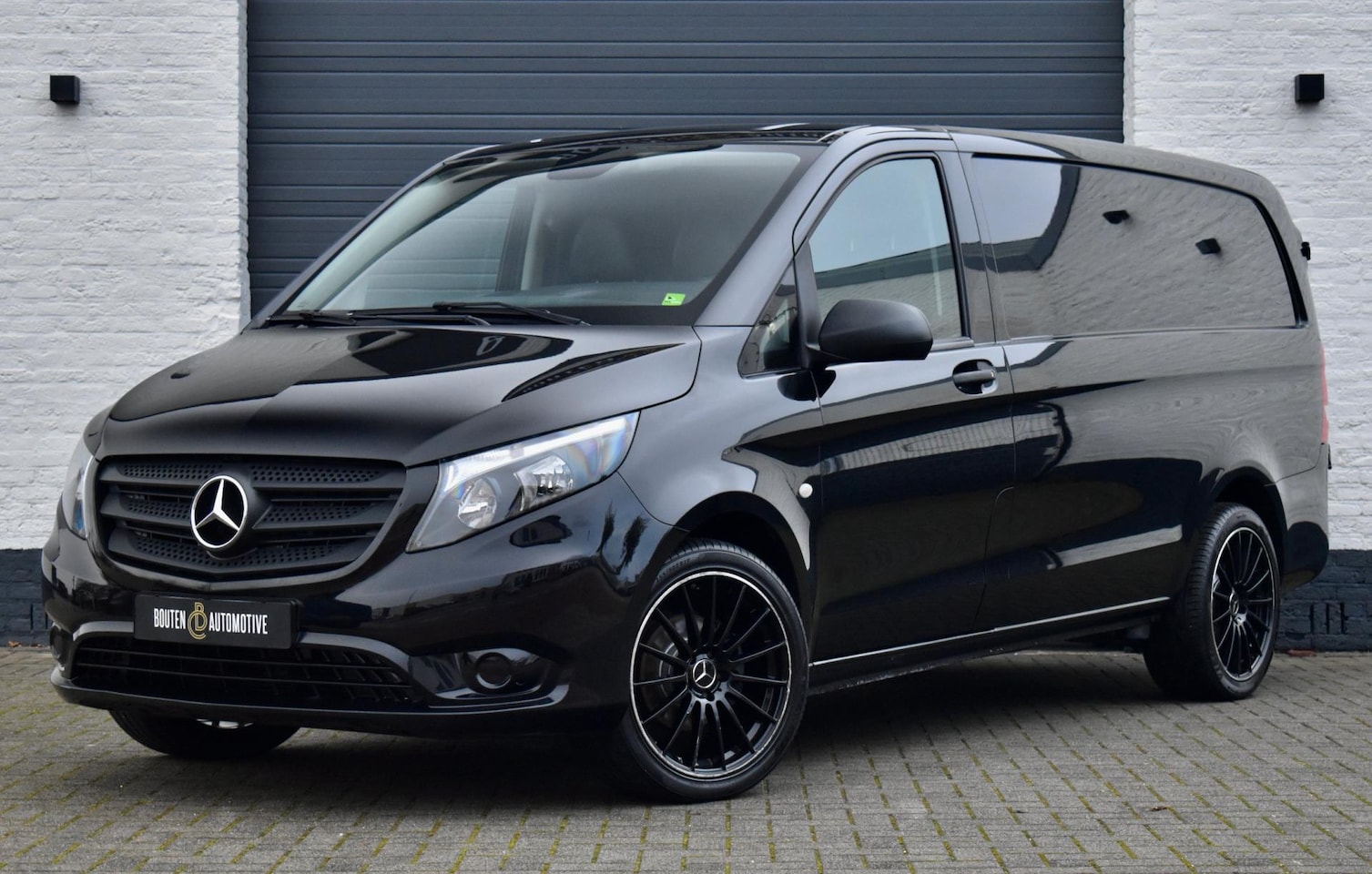 Mercedes-Benz Vito - 114 CDI Lang | 1ste eigenaar | 19" | Cruise | Trekhaak | Leder | - AutoWereld.nl