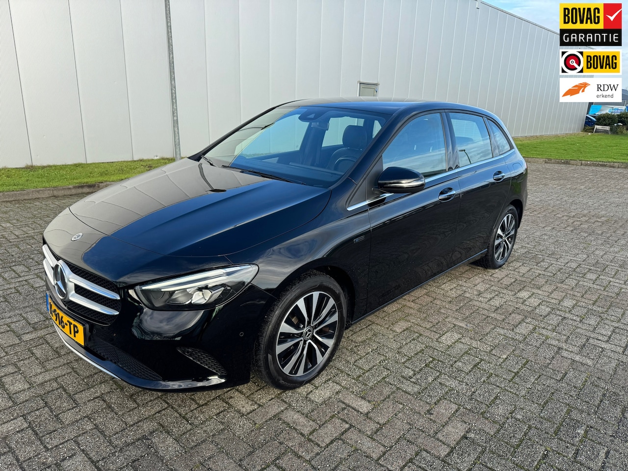 Mercedes-Benz B-klasse - 250 e Premium 250 e Premium , Hybride ,Automaat - AutoWereld.nl
