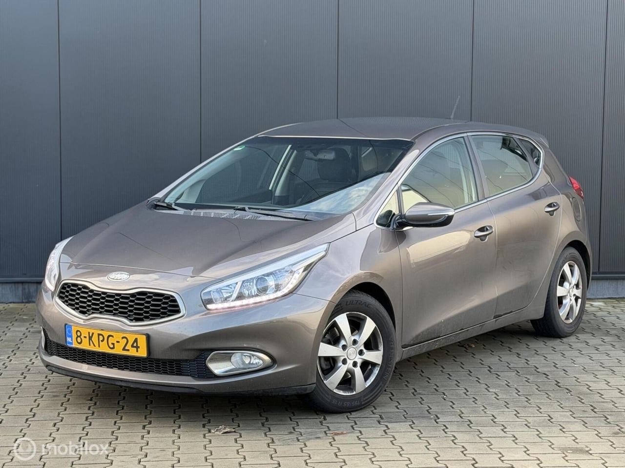 Kia Cee'd - 1.6 GDI Business Pack | CRUISE | TREKHAAK | - AutoWereld.nl