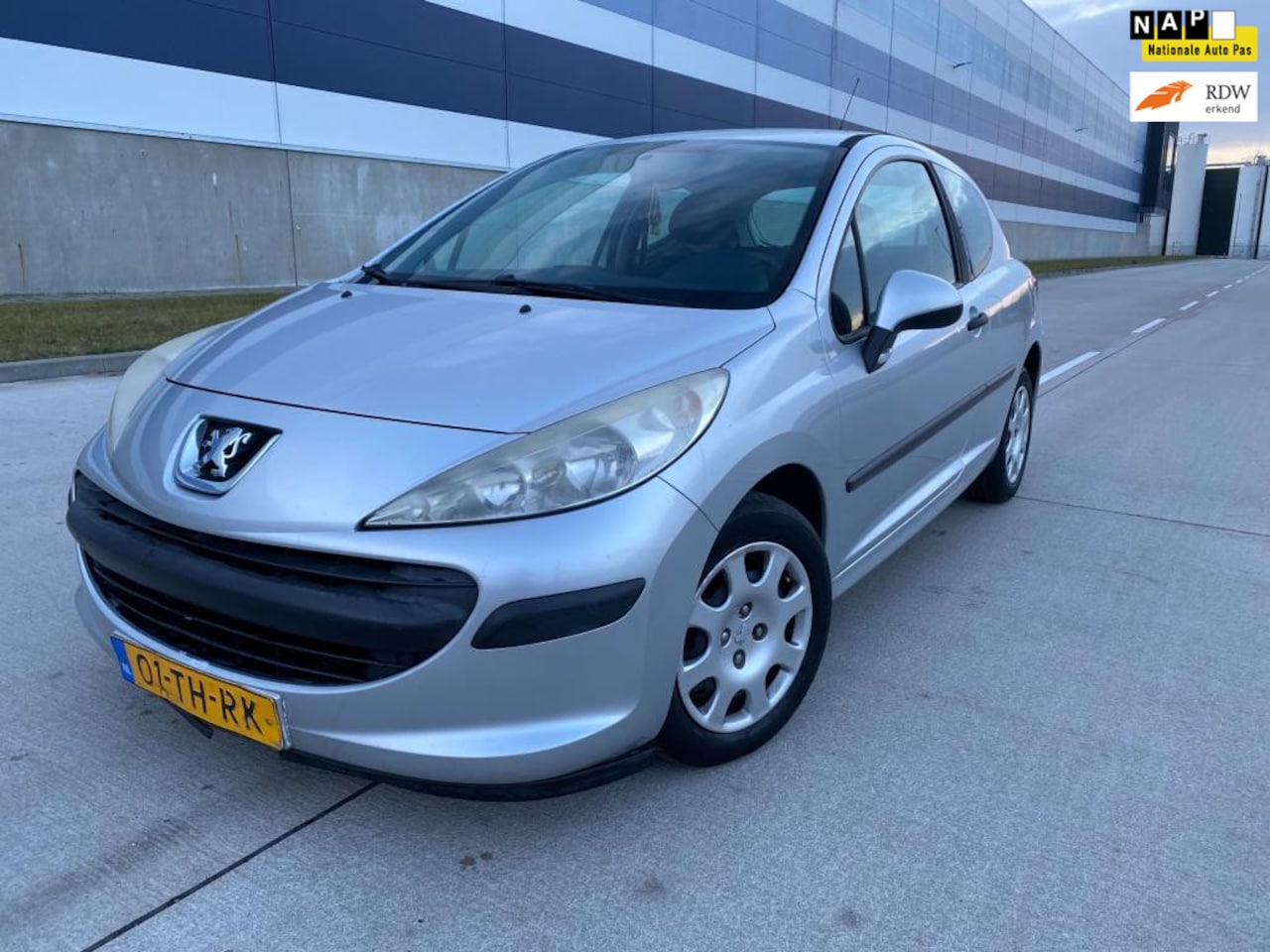 Peugeot 207 - 1.4-16V XR AIRCO/ELEC.RMN/NAP/APK 12-26 - AutoWereld.nl