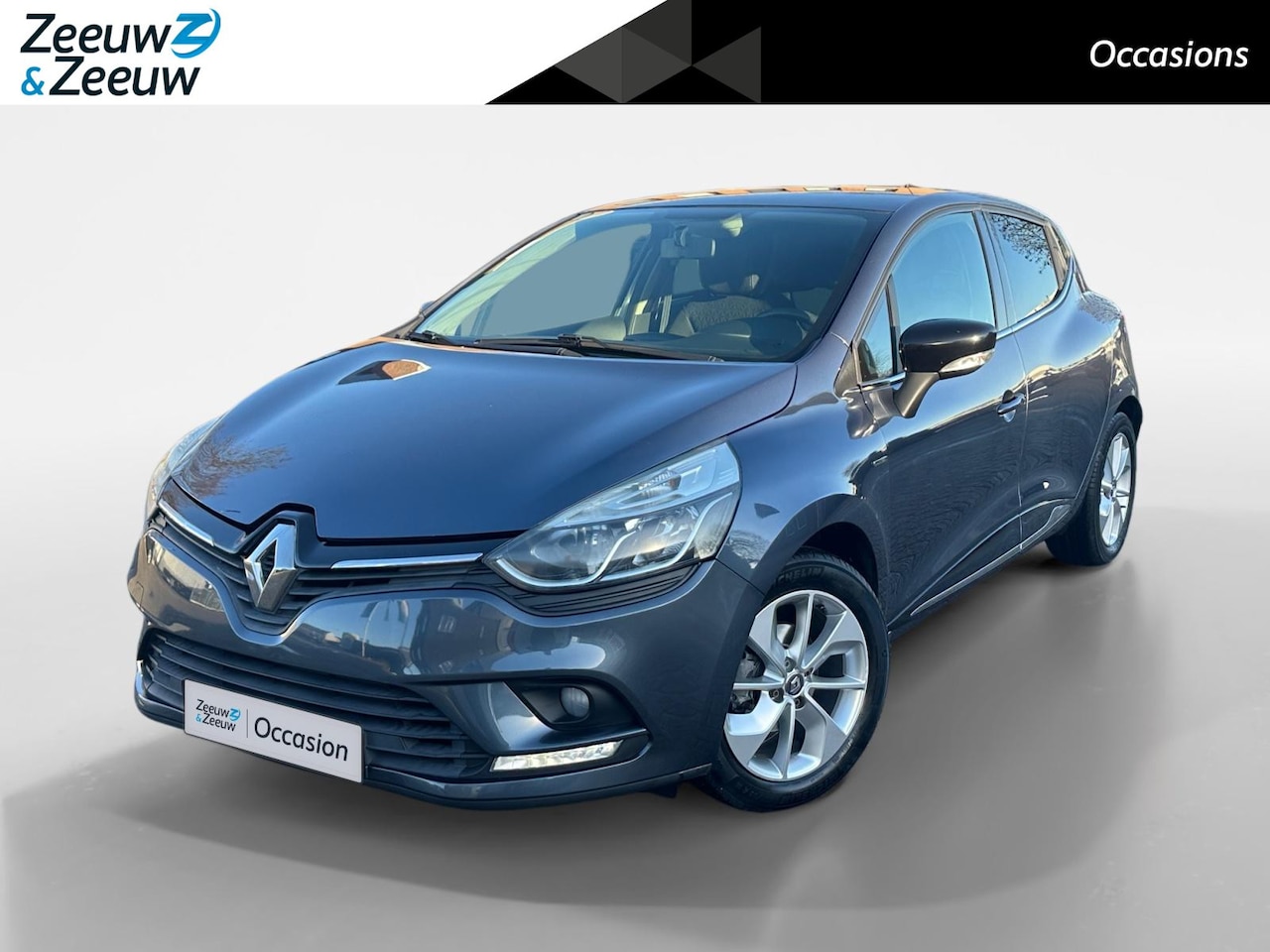 Renault Clio - 0.9 TCe Limited Goed onderhouden! | Parkeersensoren | Cruise control | Navigatie | bluetoo - AutoWereld.nl